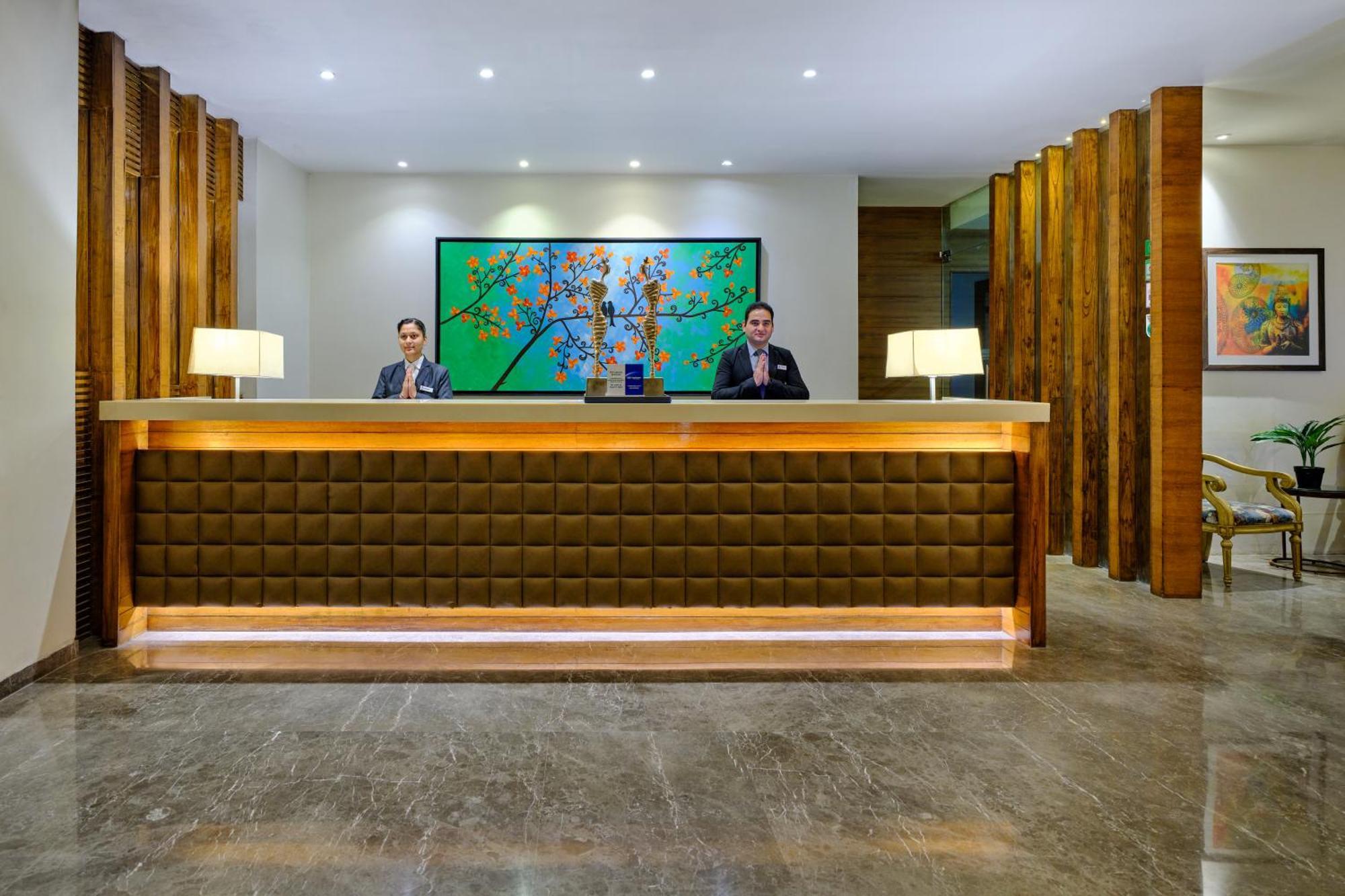 Best Western Country Woods Ambāla Exterior foto